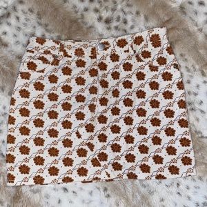 Forever 21 skirt worn once ( good condition)